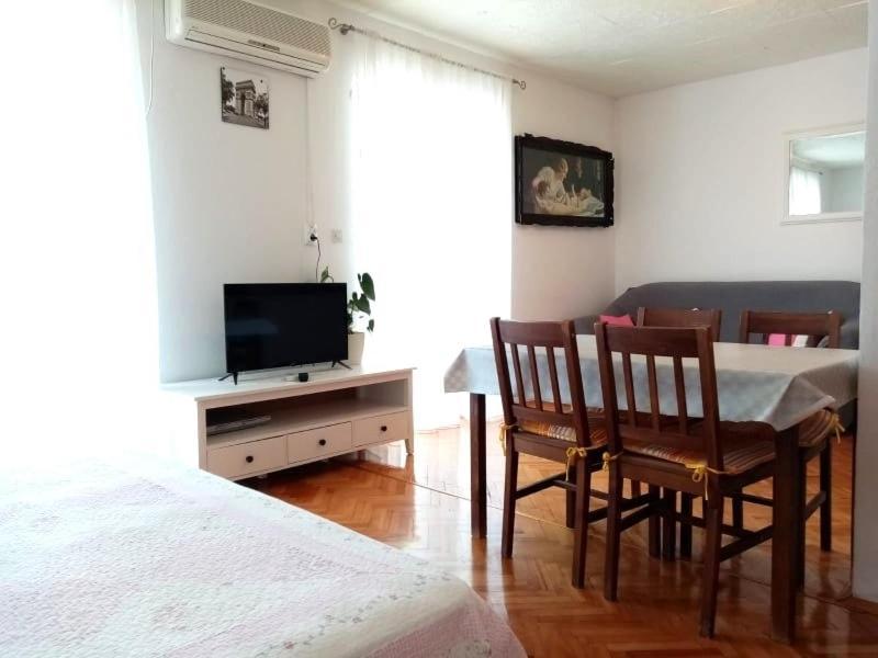 Apartmani Jela Makarska Bagian luar foto