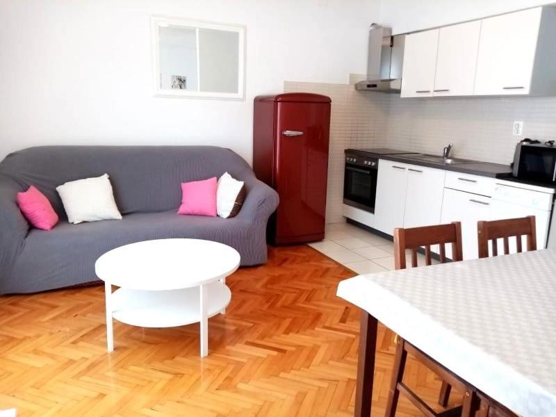 Apartmani Jela Makarska Bagian luar foto