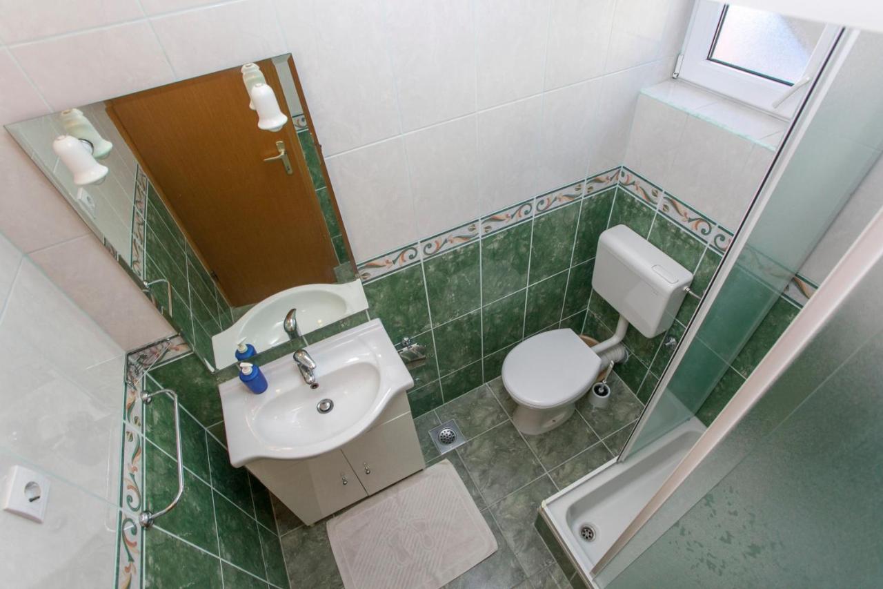 Apartmani Jela Makarska Bagian luar foto