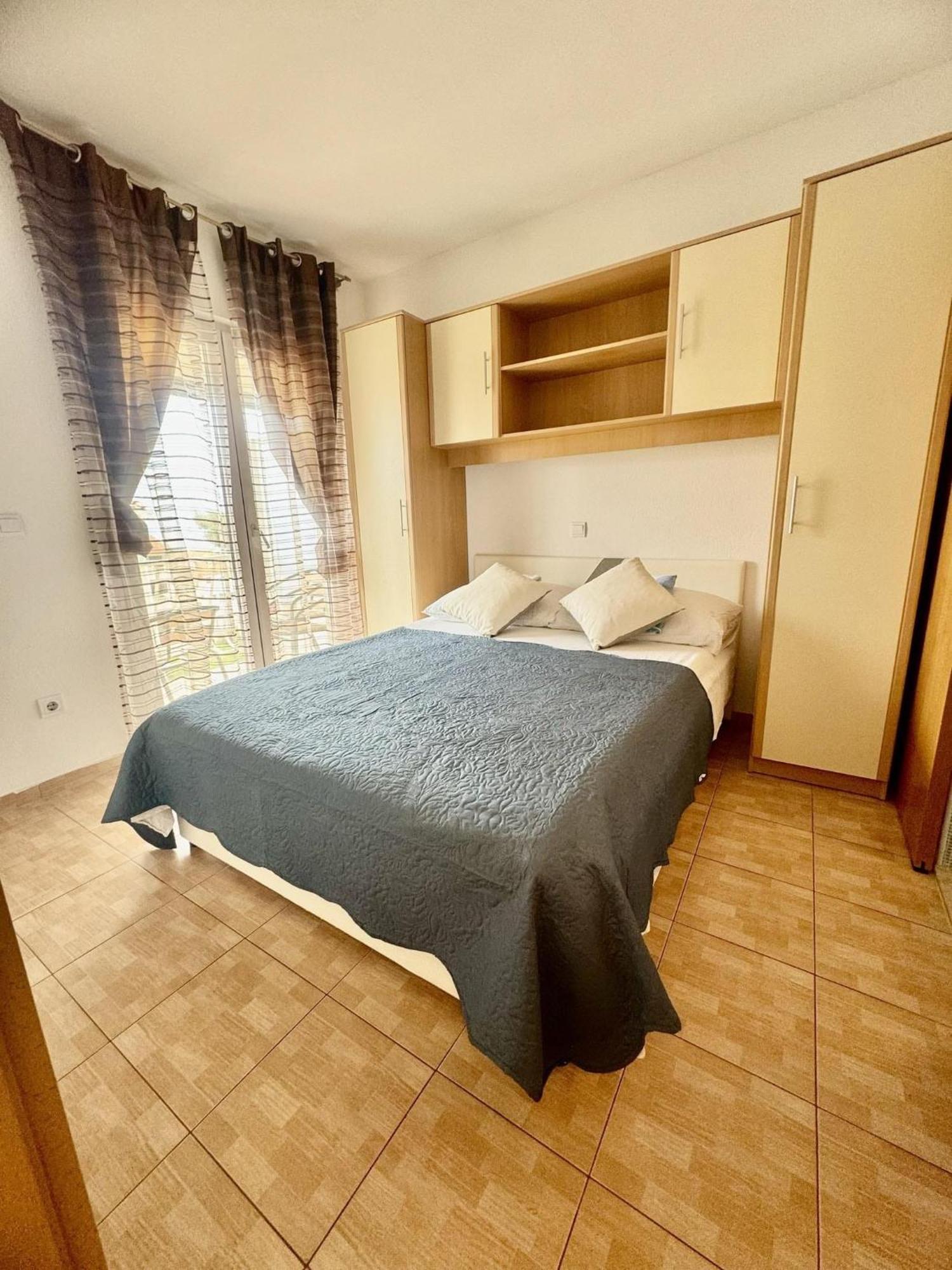 Apartmani Jela Makarska Bagian luar foto