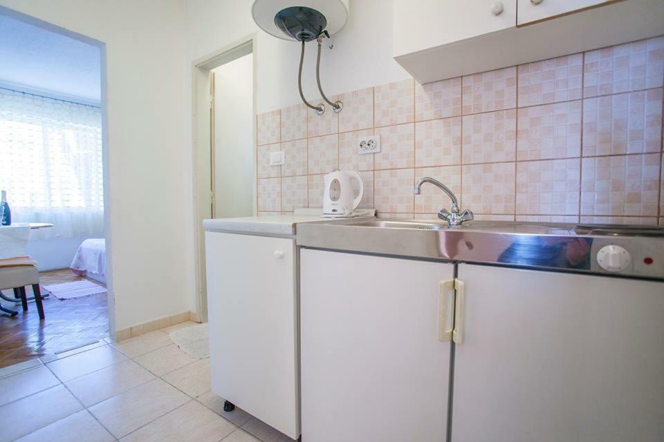 Apartmani Jela Makarska Bagian luar foto