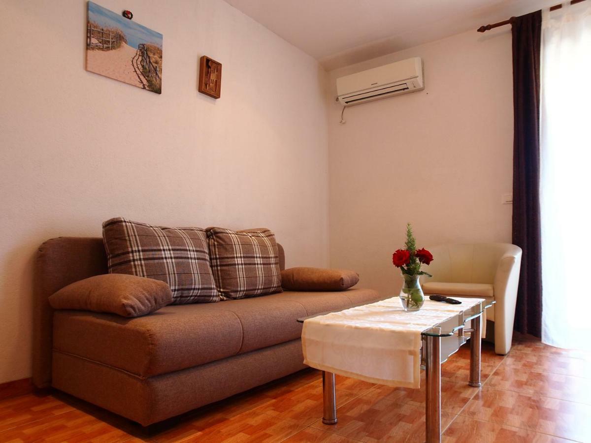 Apartmani Jela Makarska Bagian luar foto